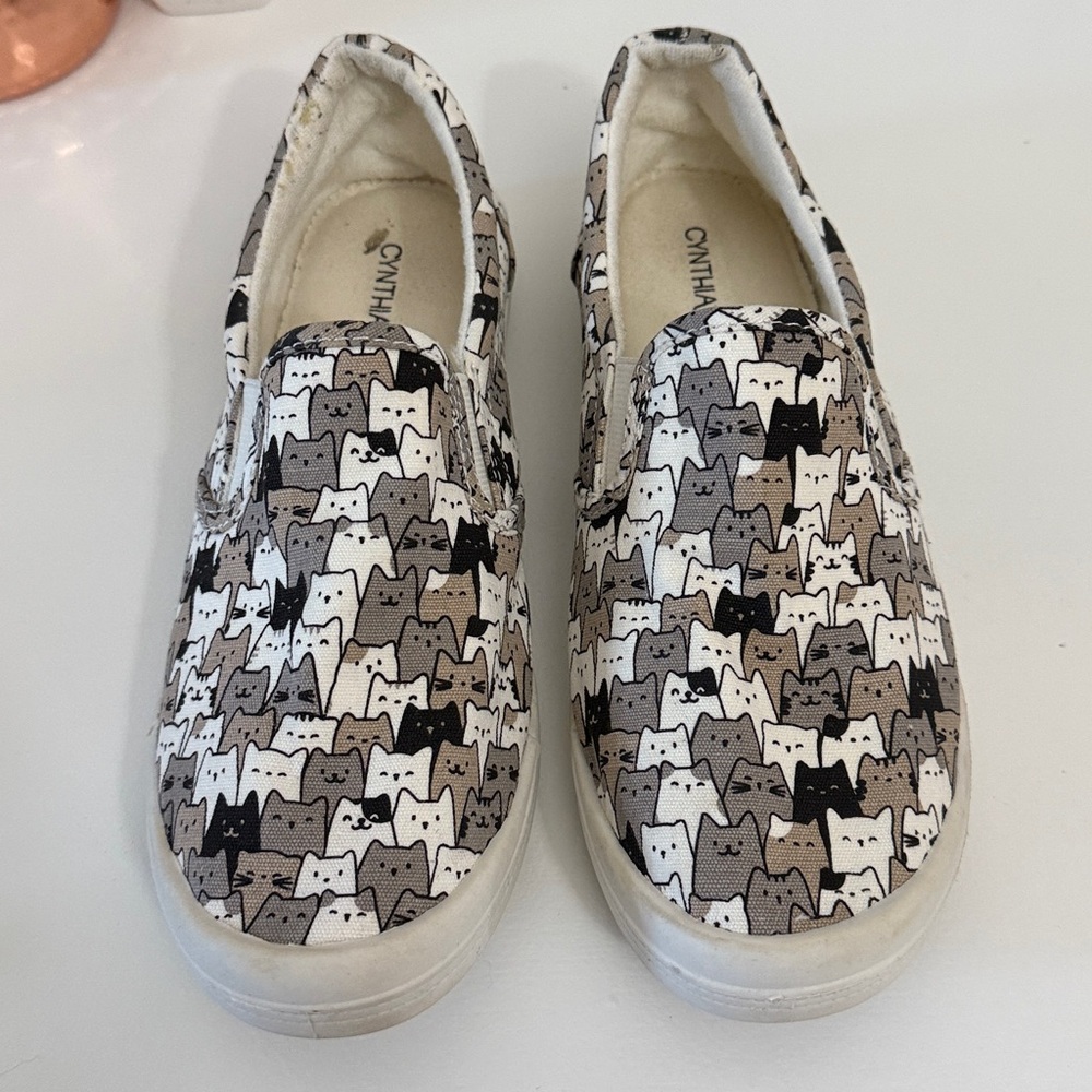 🐯Cynthia Rowley Cat kitty 🐈‍⬛ Comfy slip on Loafer🐈‍⬛ Size 6.5